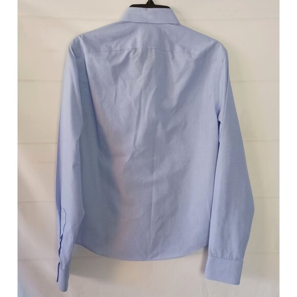 UNTUCKit Light Blue Men's Shirt - Picture 4 of 6